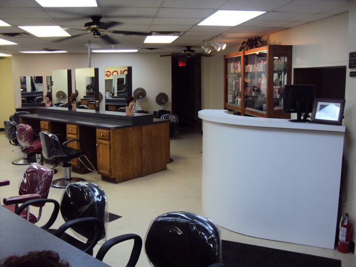 Senior Clinic floor front desk